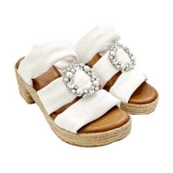 JUTE HEELED SANDALS WITH PEARL BROOCH