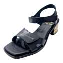 WOMEN'S SQUARE HEEL SANDAL WITHOUT BUCKLES