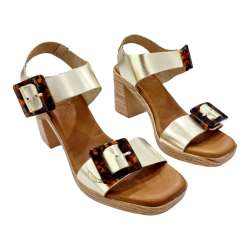 WIDE HEEL SANDAL WITH ADJUSTABLE BUCKLES