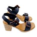 WIDE HEEL SANDAL WITH ADJUSTABLE BUCKLES