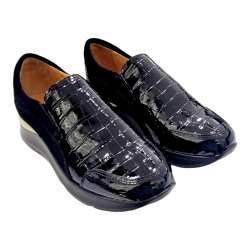 WOMEN'S PATENT LEATHER MOCCASIN SNEAKERS