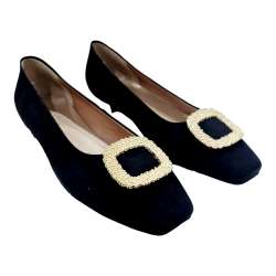 ZAPATOS SABRINA MUJER ANTE ADORNO BROCHE CUADRADO NEGRO