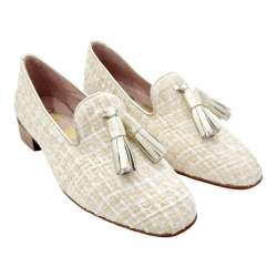 WOMEN'S MOCCASIN SHOES WITH LOW HEEL TASSELS