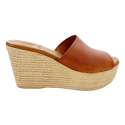 LEATHER PLATFORM CLOG SANDAL