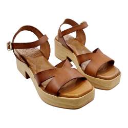 WOMEN'S SANDALS WITH CROSS TIED LEATHER SHOE