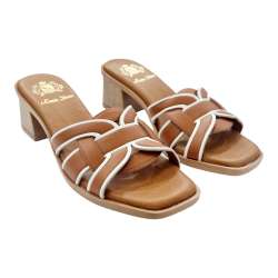 LOW WIDE HEEL SANDAL WITH TWO-TONE LEATHER SHOE