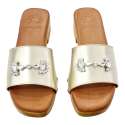 SANDALIAS MUJER ZUECO ADORNO BROCHE PLATINO PLATINO