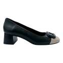 SABRINAS WOMEN LOW HEEL TWO-TONE TOE WITH BLACK CLASP