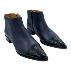 LOW WOMEN'S ANKLE BOOTS WITH NAVY PATENT LEATHER TOE