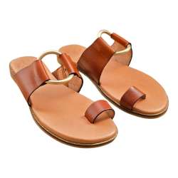 SANDALIA PLANA CIRCULO EMPEINE Y DEDO CUERO CUERO