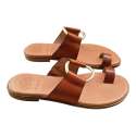 SANDALIA PLANA CIRCULO EMPEINE Y DEDO CUERO CUERO